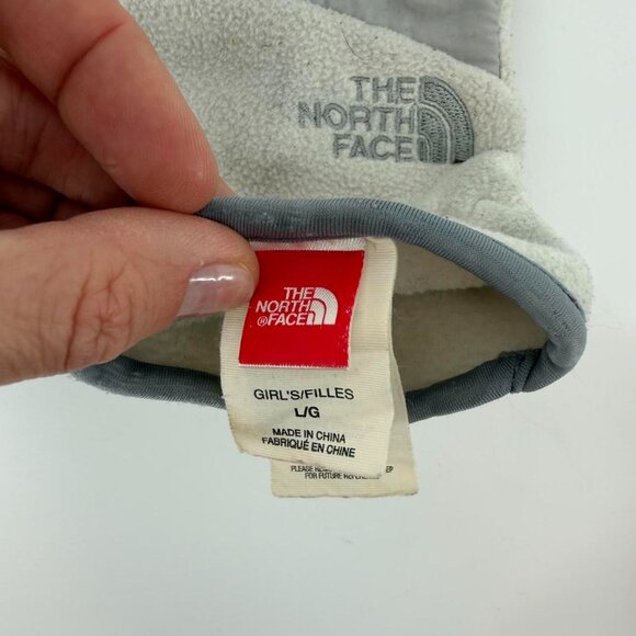 The North Face Girls Fleece Gloves Gray Winter VG Youth Cold Weather - Picture 2 of 3